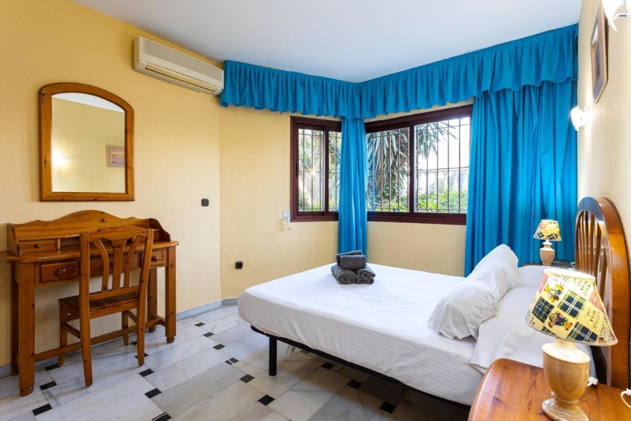 Holidays2Mijas Costa Lubina Del Sol Frontline Beach, Pool, Terrace, Seaview & Parking Sitio de Calahonda Exterior photo